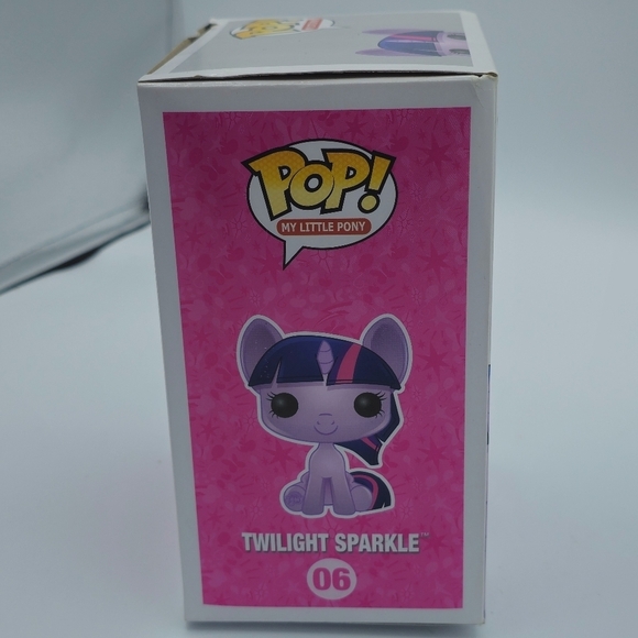 Funko POP! My Little Pony Twilight Sparkle 06 Glow in The Dark Walmart Exclusive - Picture 7 of 9